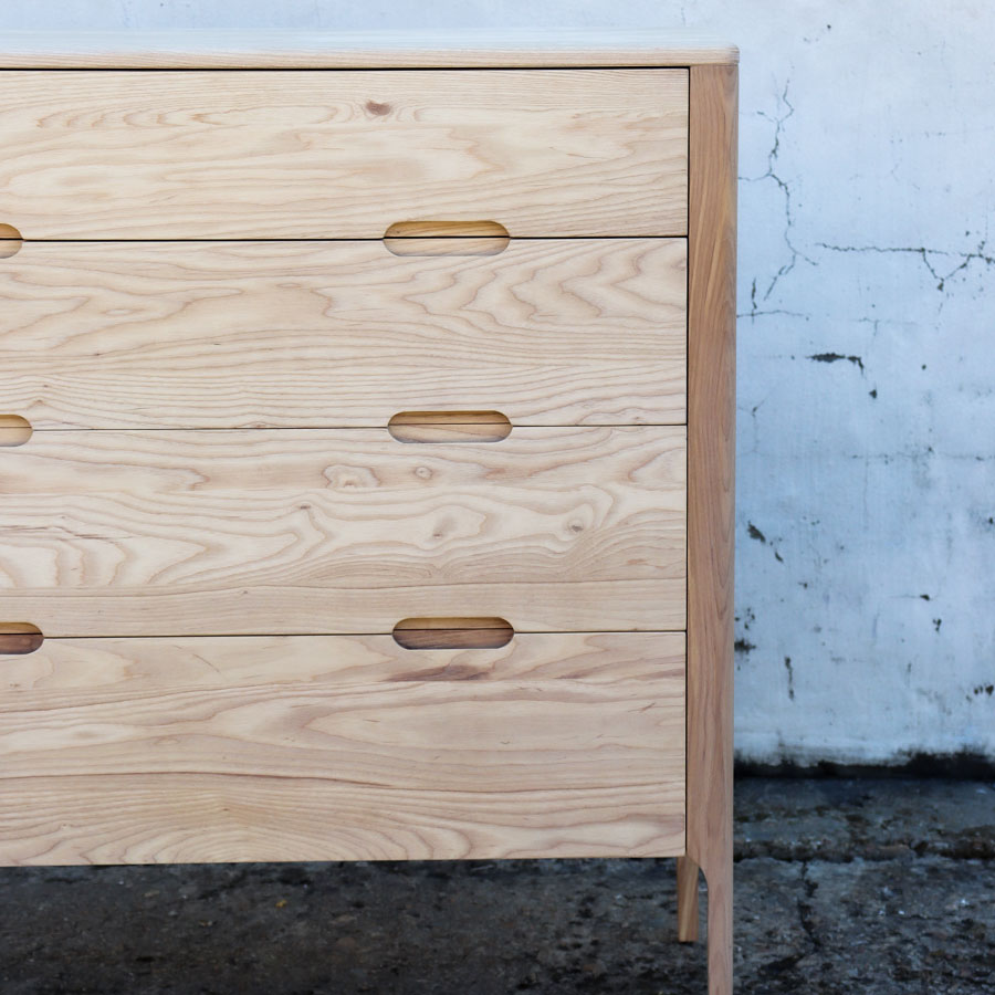 outeniqua-ash-4-drawer-chest-jb-furniture-manufacturers-knysna-2.jpg OUTENIQUA Chest 4 Drawer – Cotton White (Ash) 3